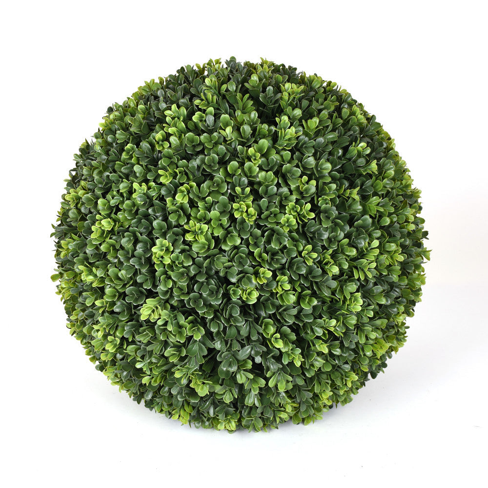 16.5IN UV Southern Boxwood Ball, Green