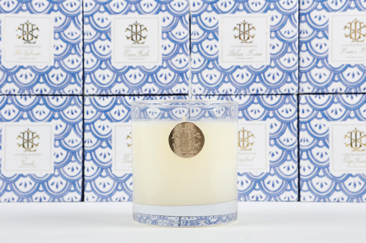 Grapefruit 8 oz Blue and White Designer Box Candle