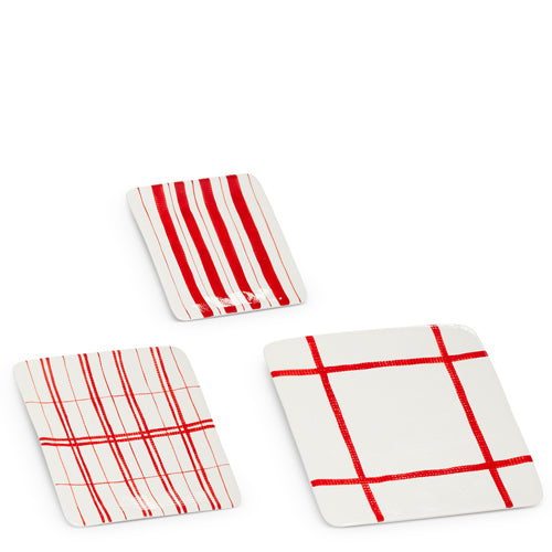 12"X12" Red Plaid Plates (LARGE ONLY)