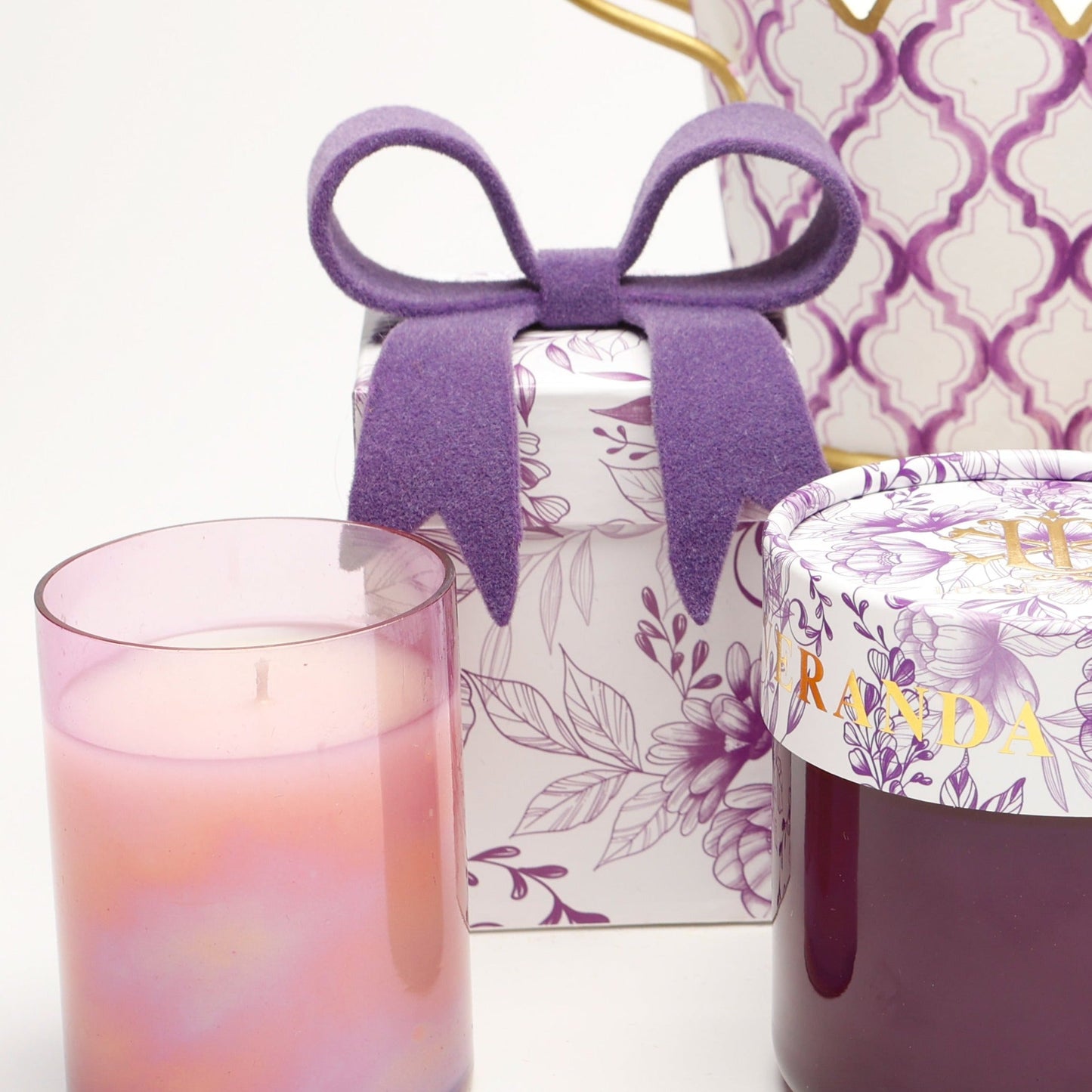 Veranda 14oz Bow Box Gift Candle