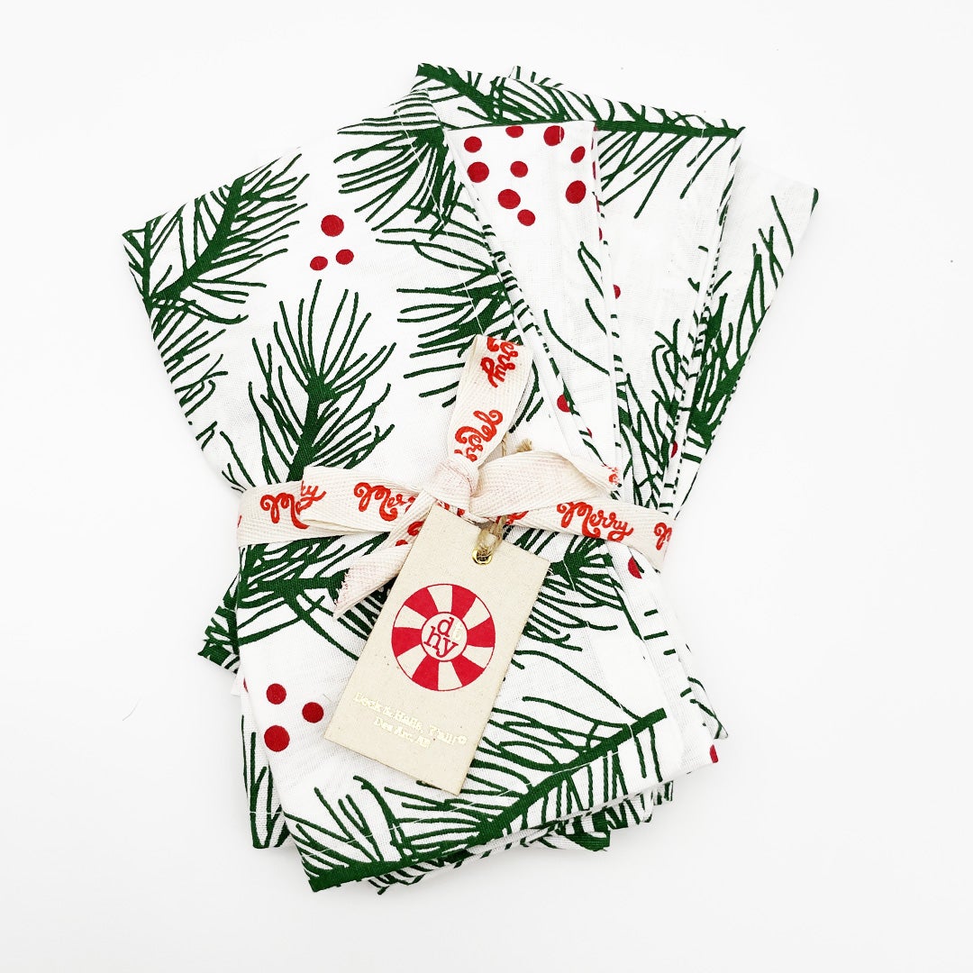 Set Of 4 Pine Bough Dinner Napkins