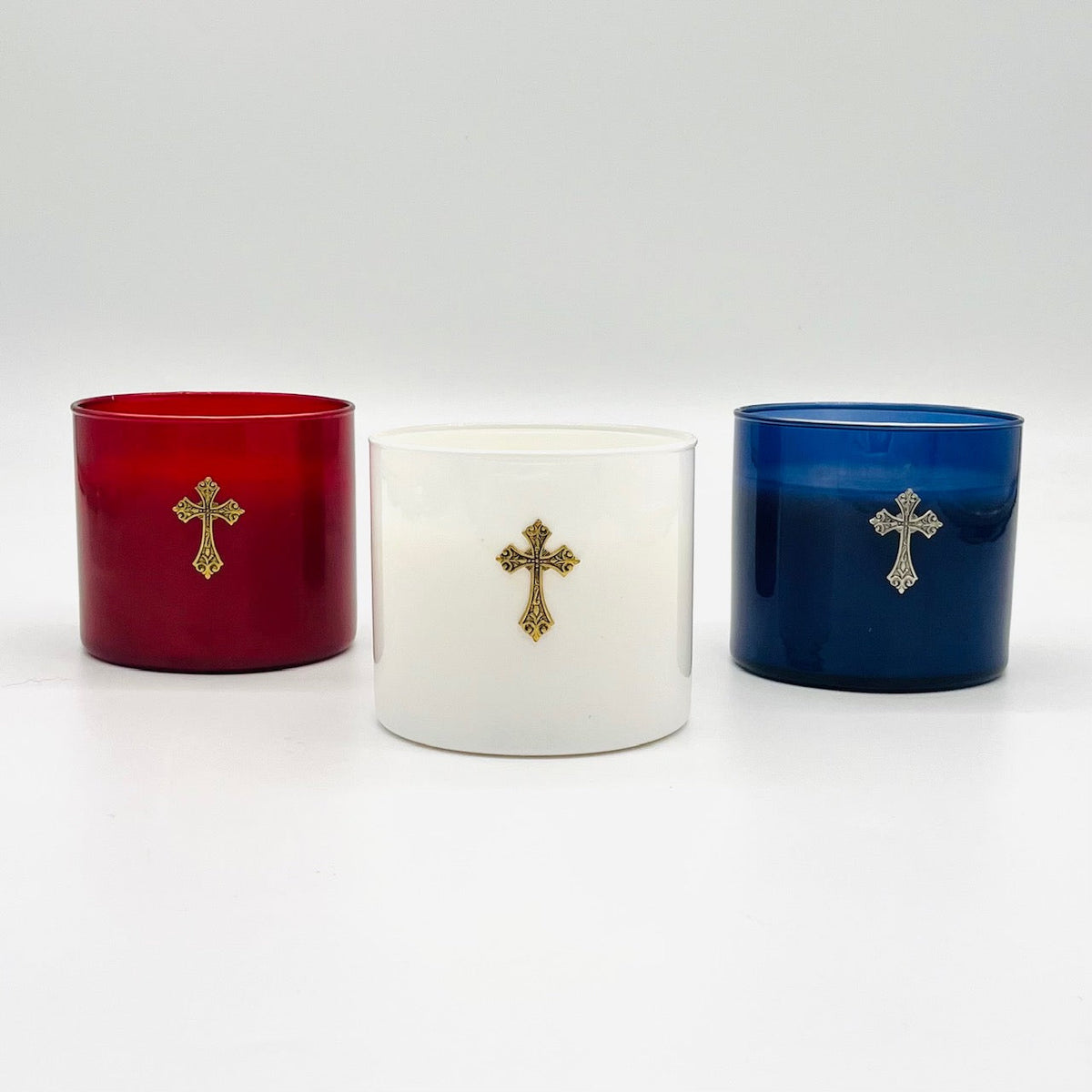 15OZ BLACKBERRY COBBLER 2 WICK CANDLE-RED GLASS WITH GOLD CROSS